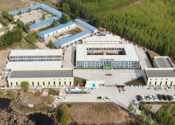 7.High-Quality-Prefabricated-HousePrefab-HouseMobile-Container-House-For-Labor-Camp