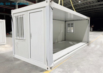 houses-made-of-folding-containers